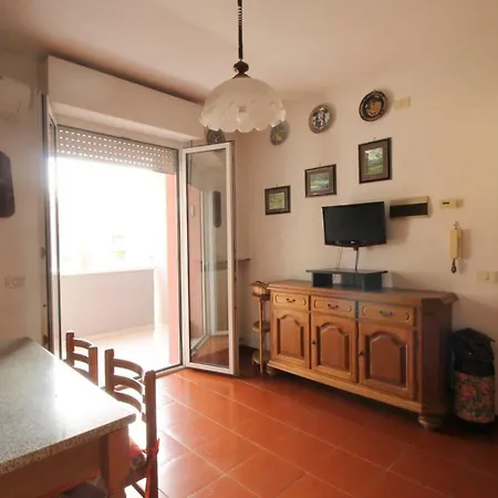 Bilocale A Borghetto Santo Spirito